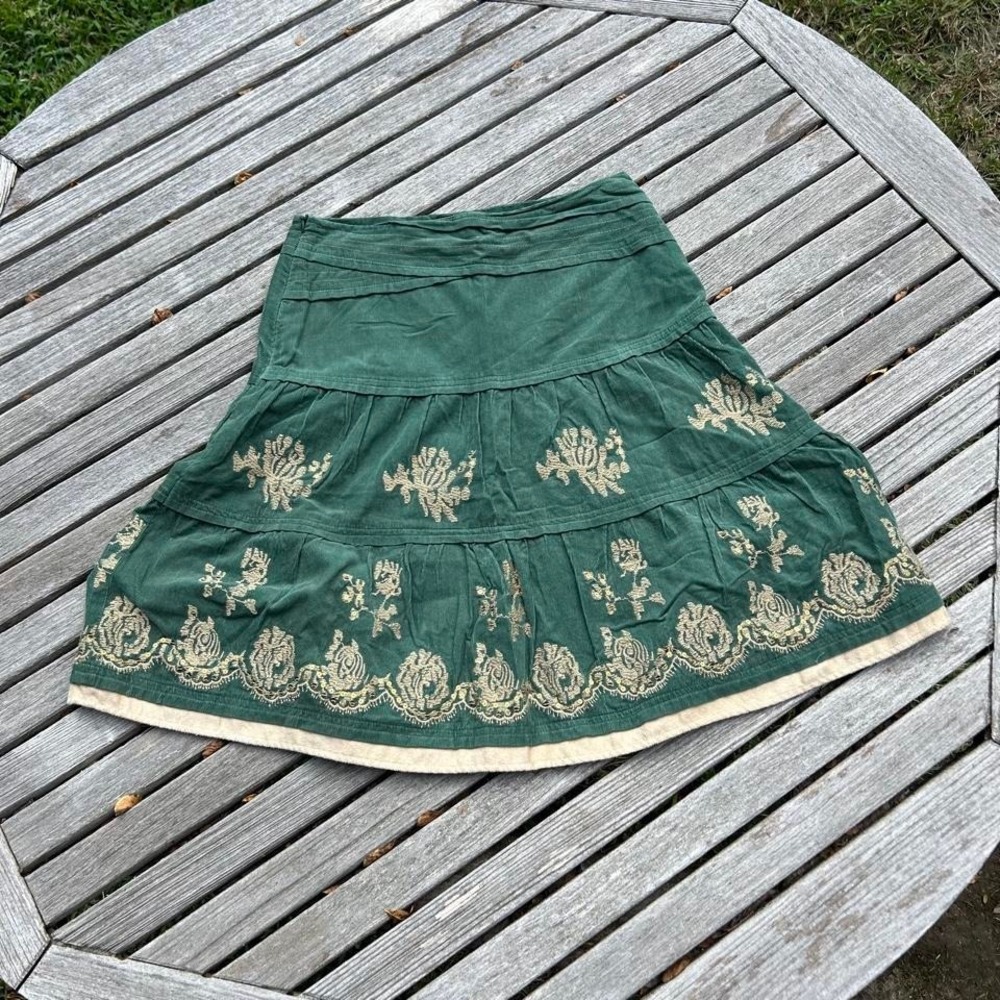 Y2K embroidered‎ green sequin skirt, medium spring summer fairy whimsy